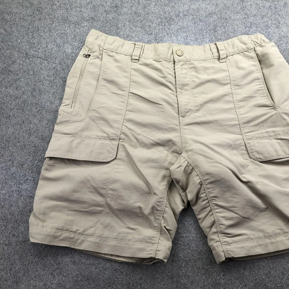 The North Face Shorts Mens Large Beige Cargo Nylon 10 Inseam Quick Dry Outdoor